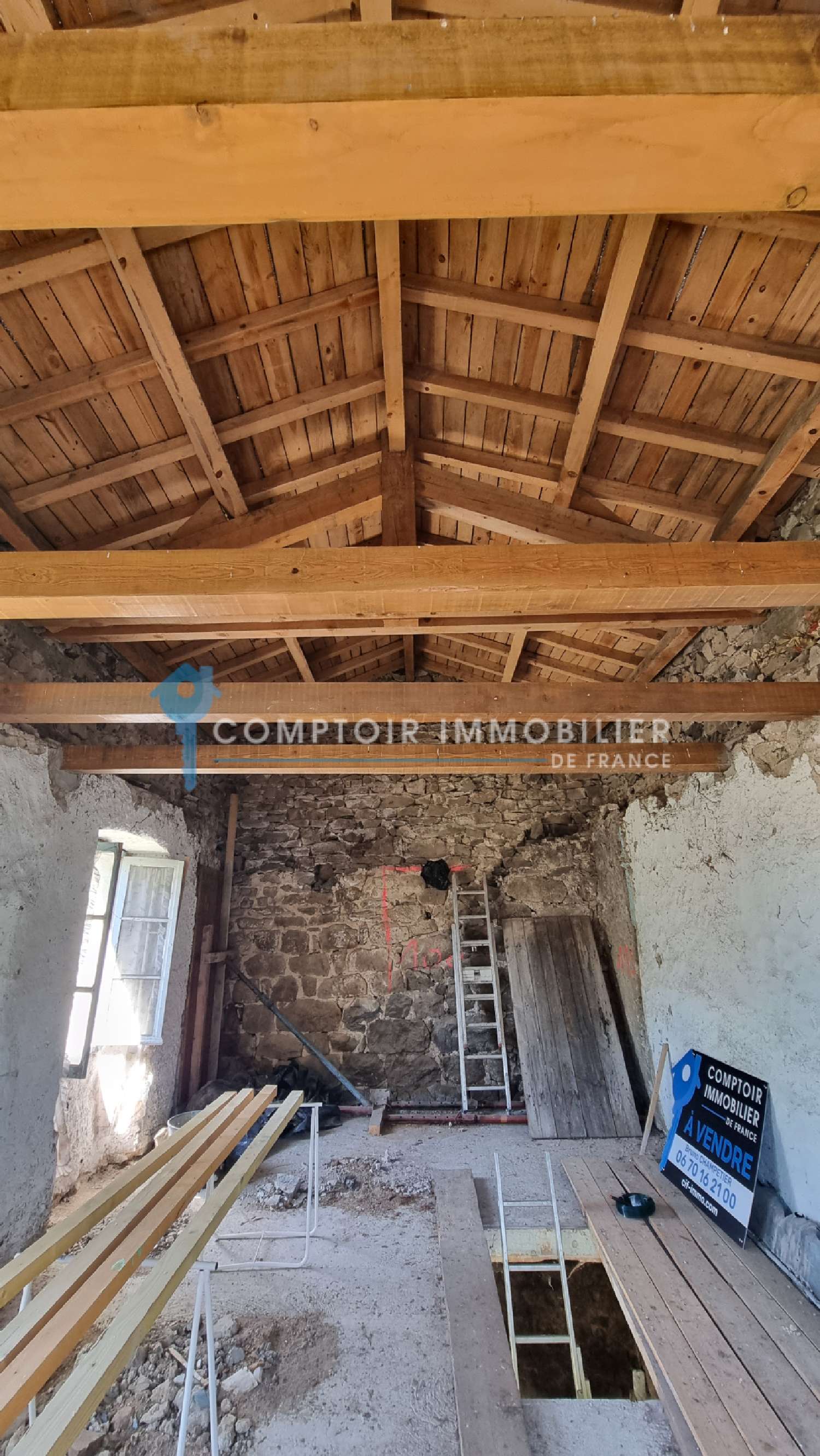  te koop boerderij Le Lac-d'Issarlès Ardèche 4