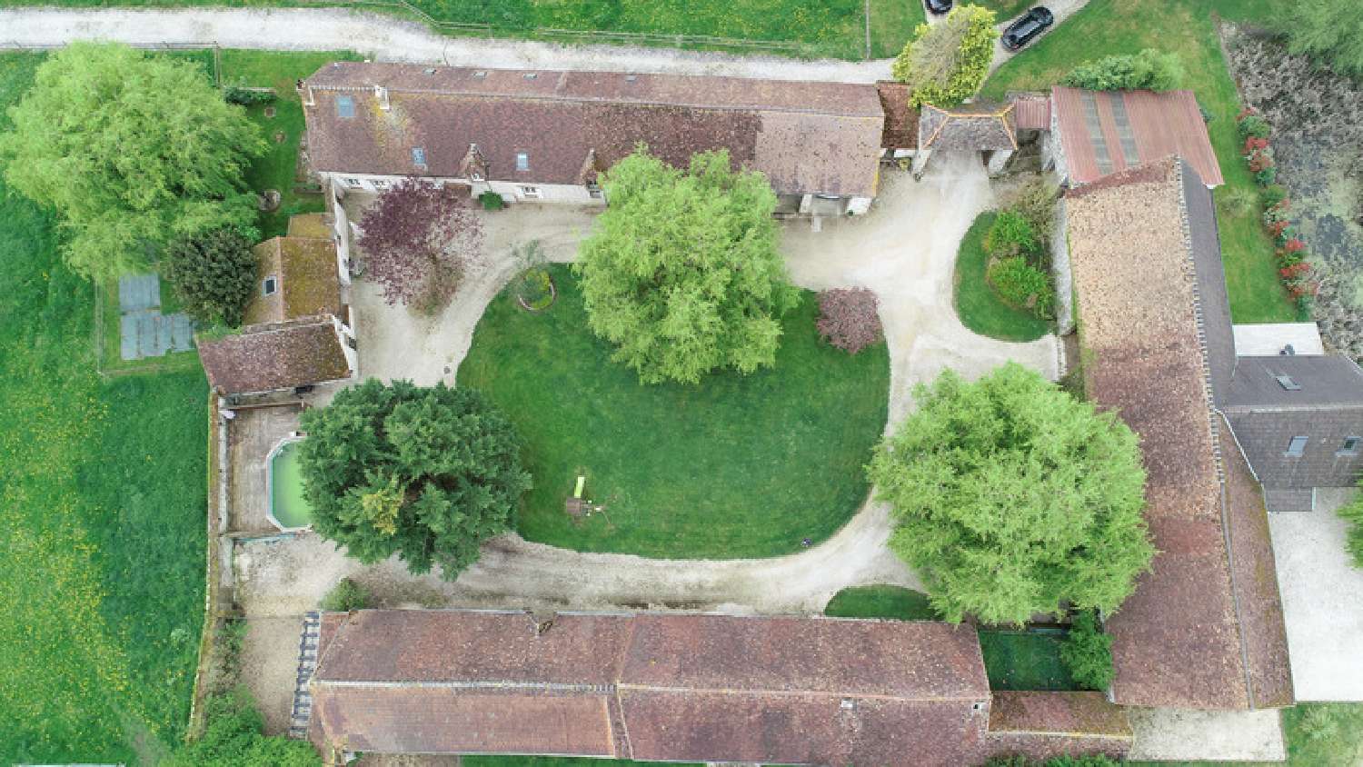  te koop boerderij Le Thoult-Trosnay Marne 1