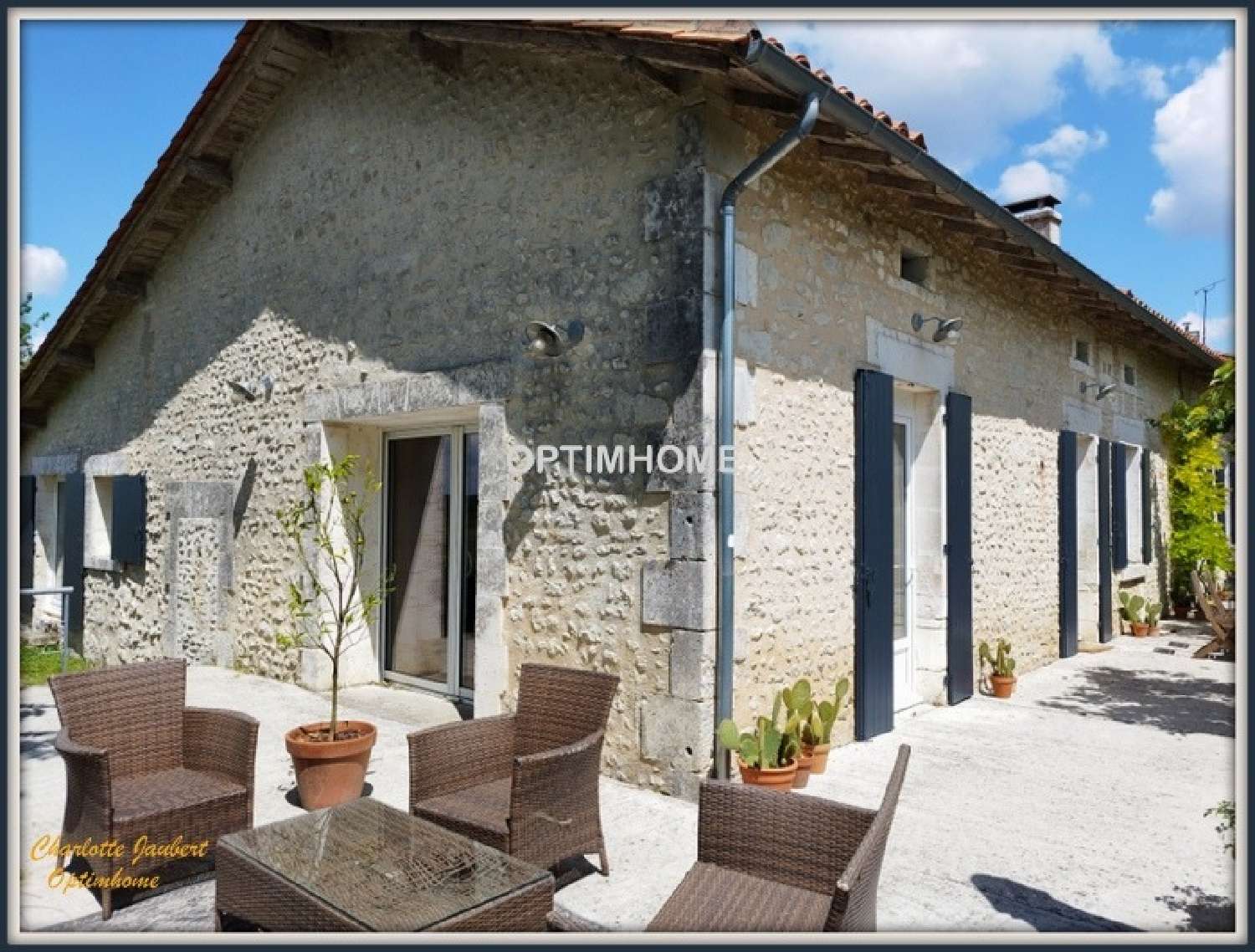  te koop boerderij Sérignac Charente 2