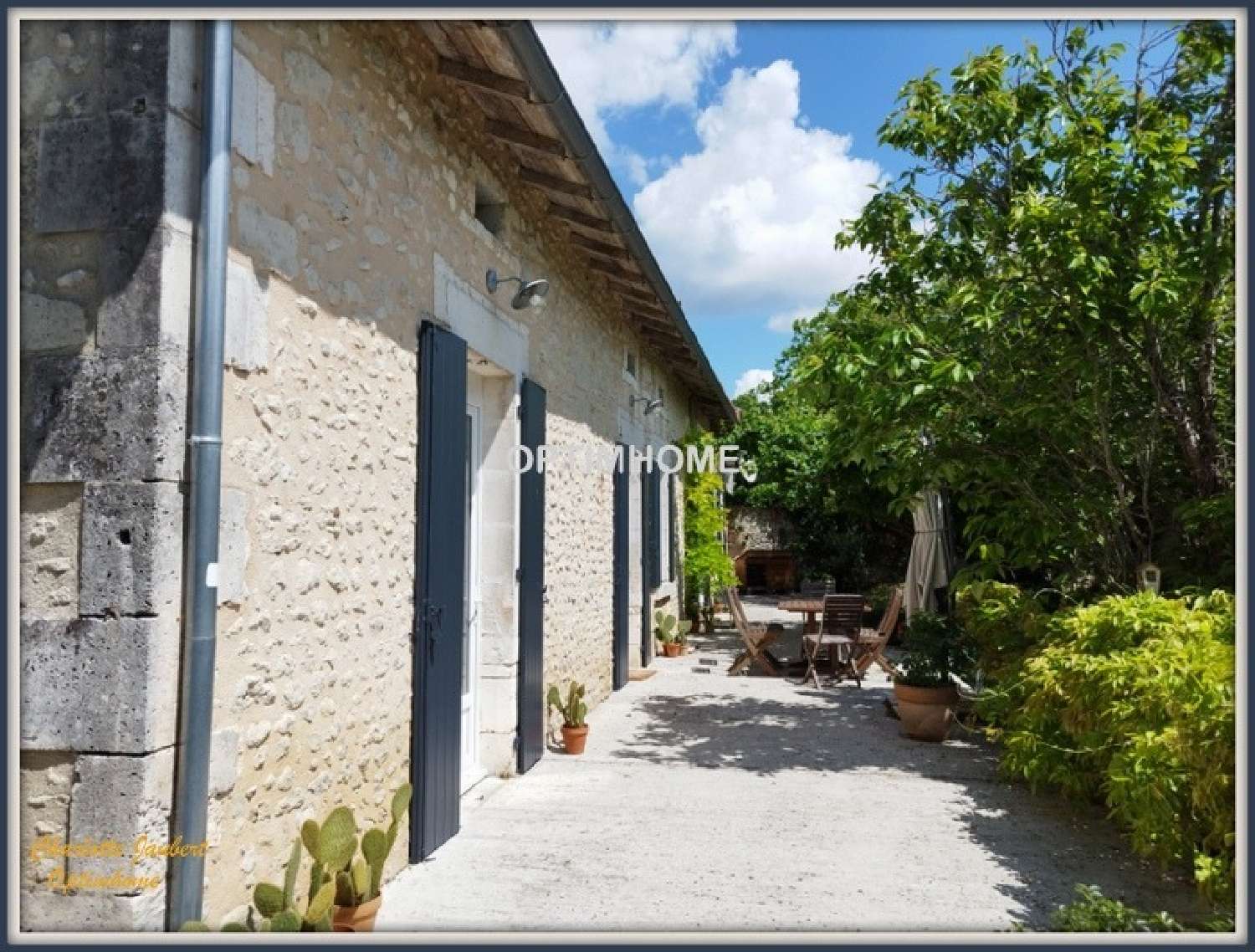  te koop boerderij Sérignac Charente 3