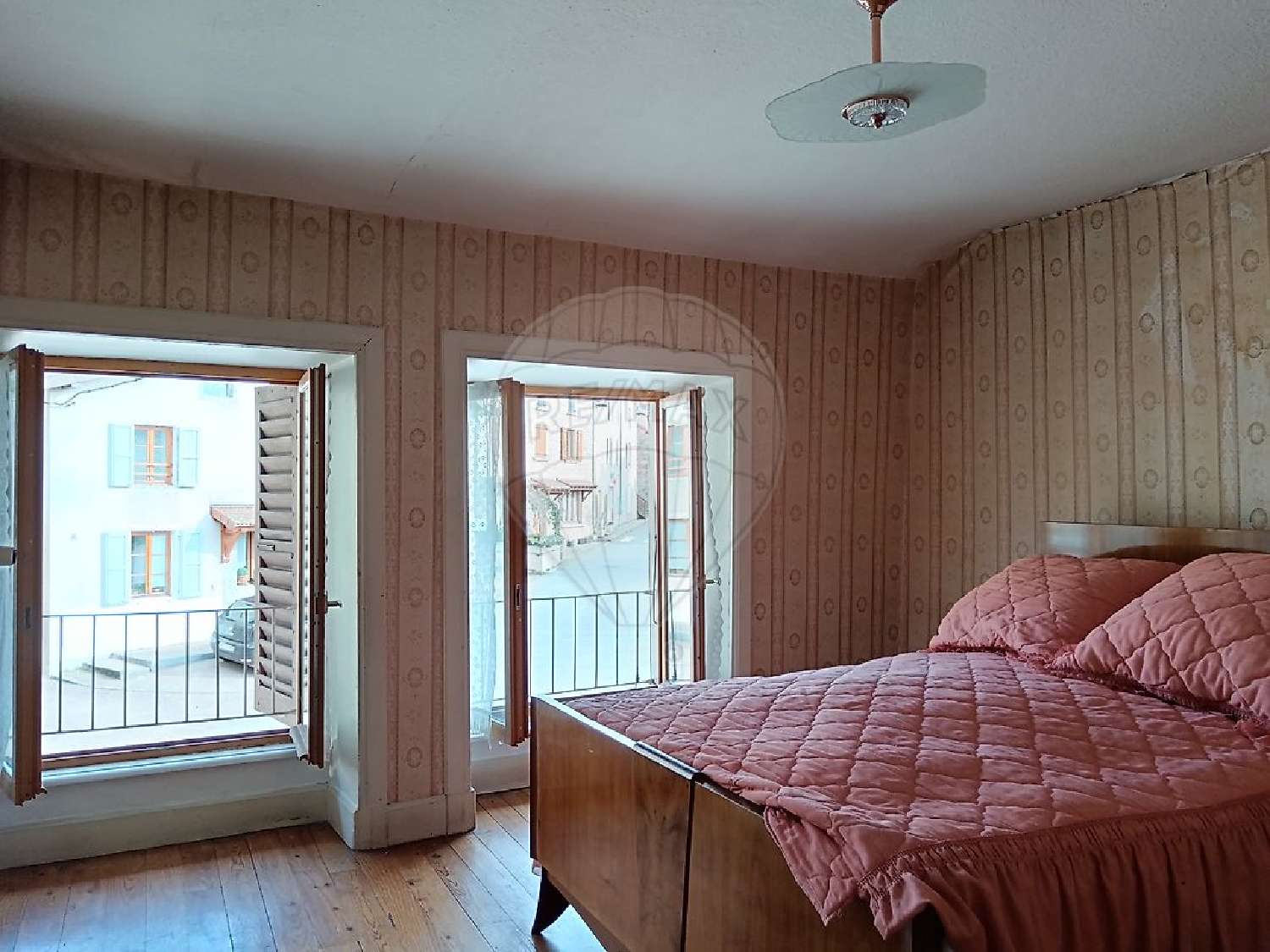  te koop huis Aigueperse Rhône 7