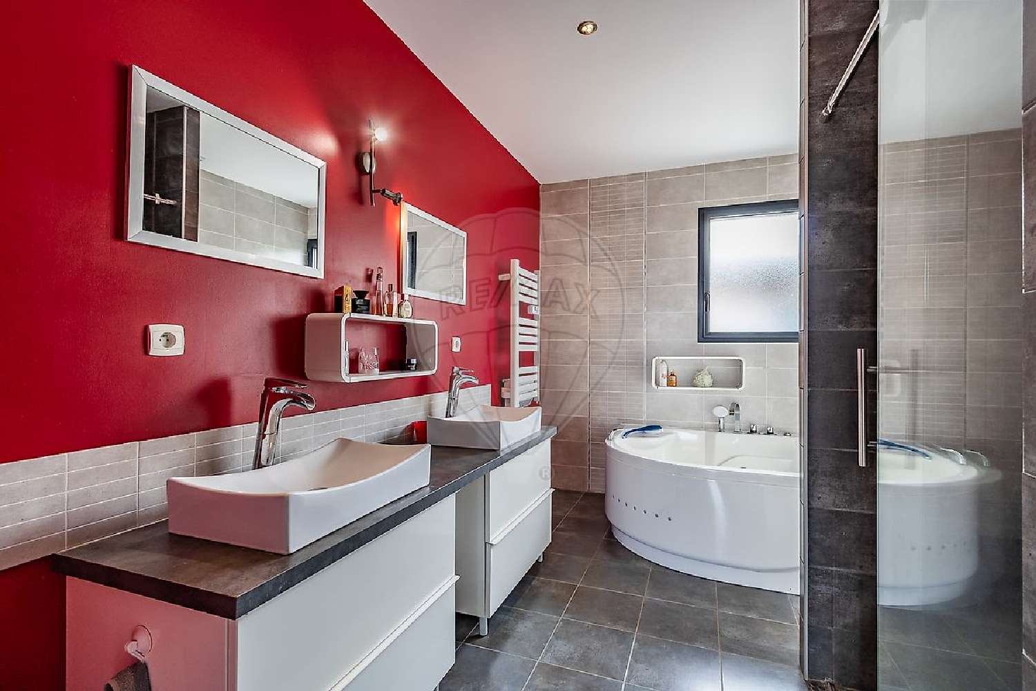  for sale house Anse Rhône 8