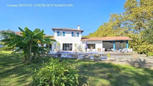 Arcangues Pyrénées-Atlantiques huis foto 7067501