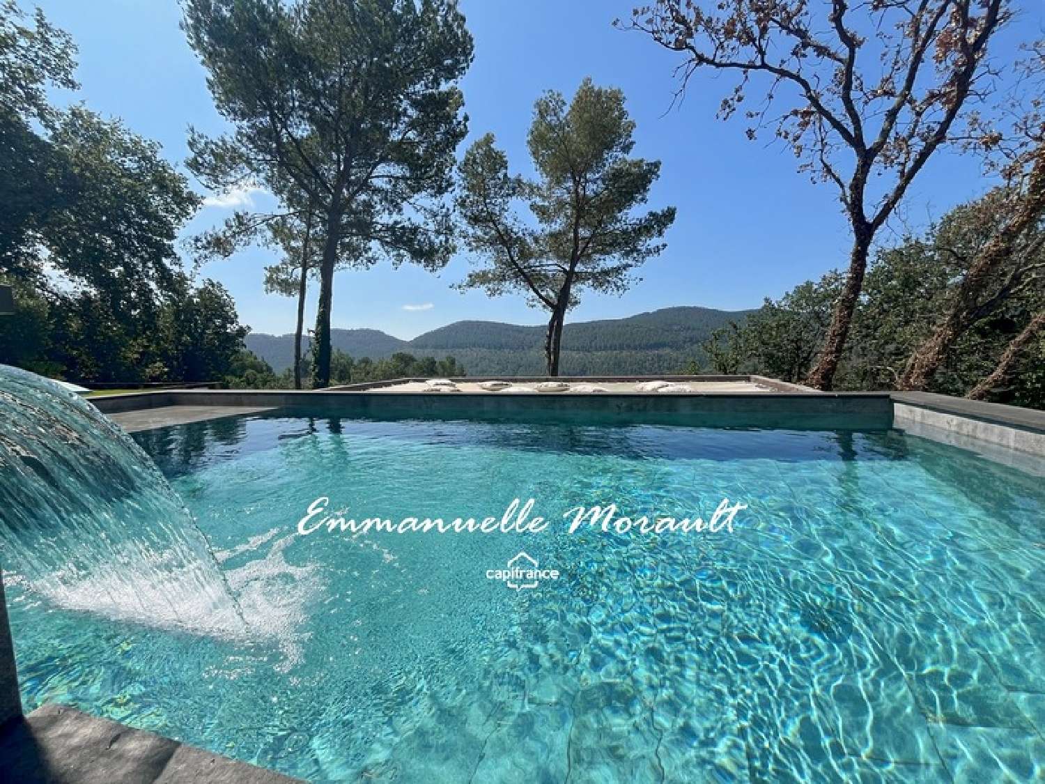  for sale house Bagnols-en-Forêt Var 3