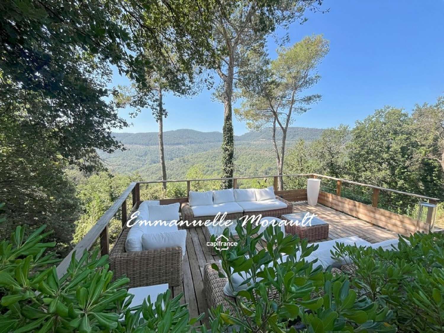  for sale house Bagnols-en-Forêt Var 4