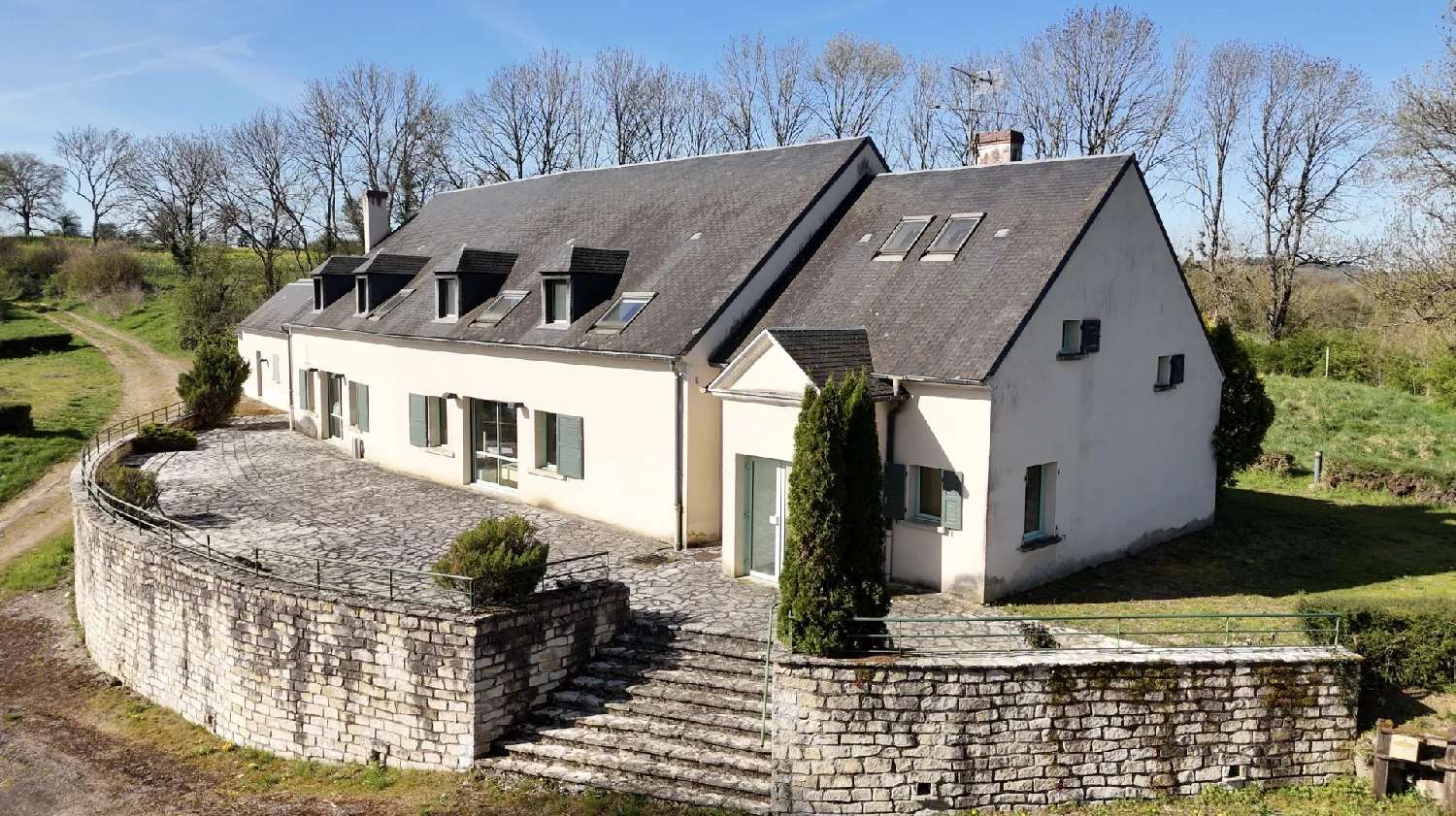  à vendre maison Biches Nièvre 3