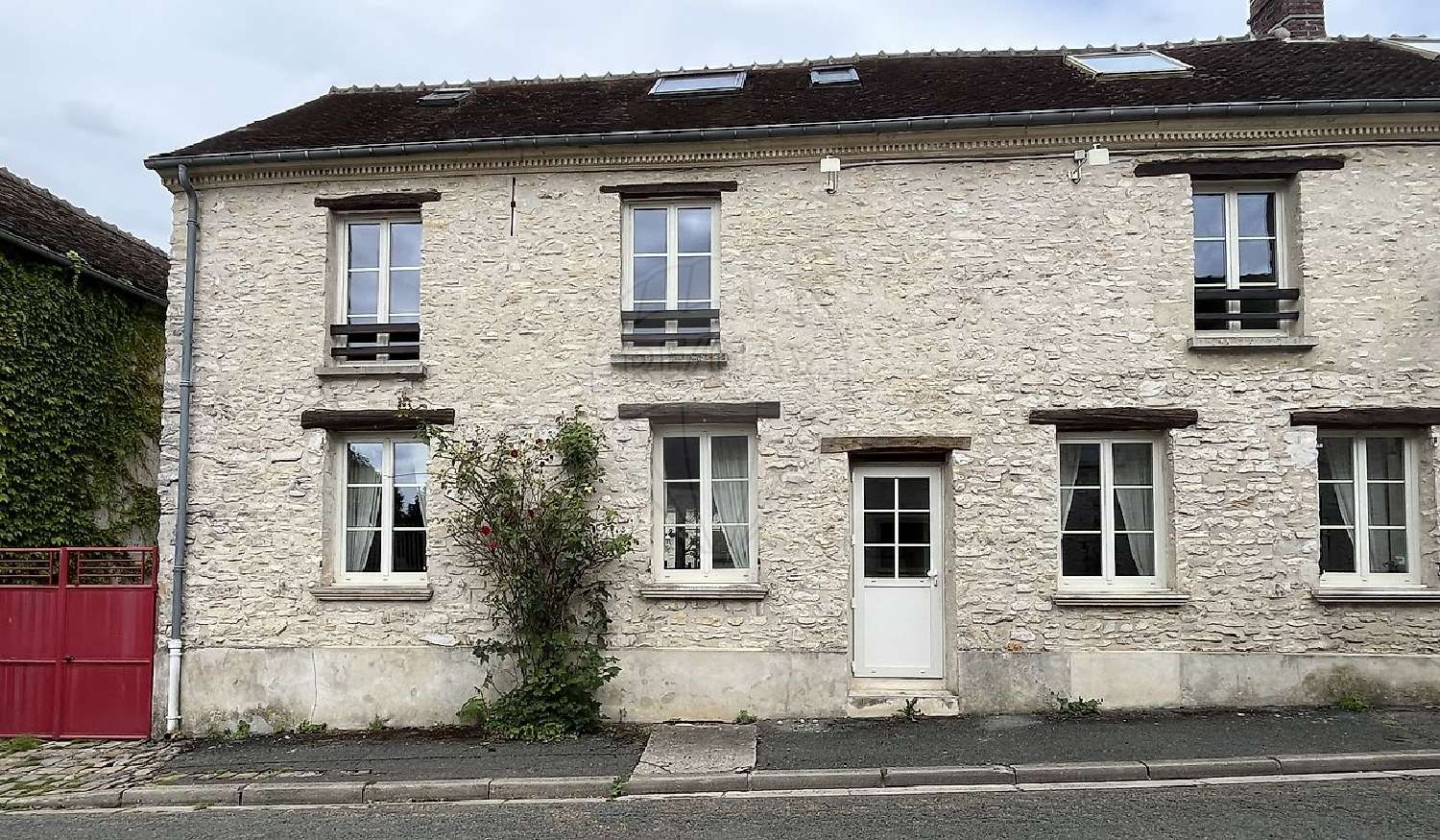  for sale house Borest Oise 1