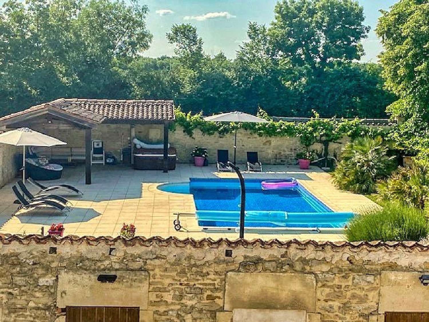  à vendre maison Bréville Charente 1