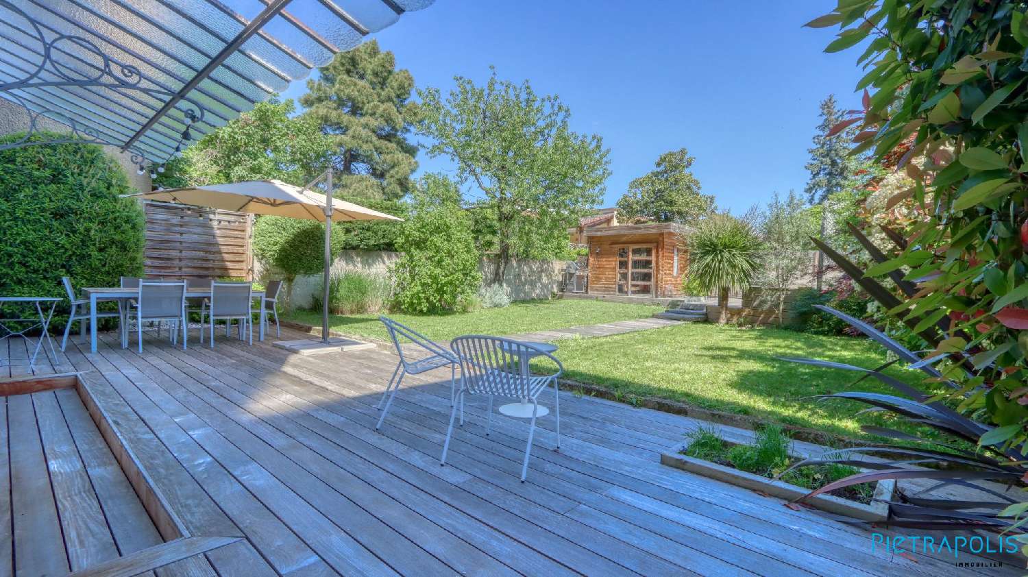  te koop huis Bron Rhône 2