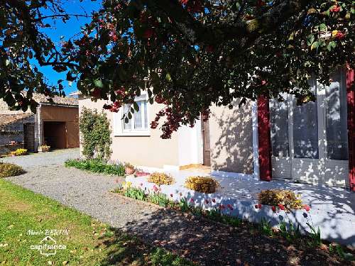 Celles-sur-Belle Deux-Sèvres huis foto 7061063
