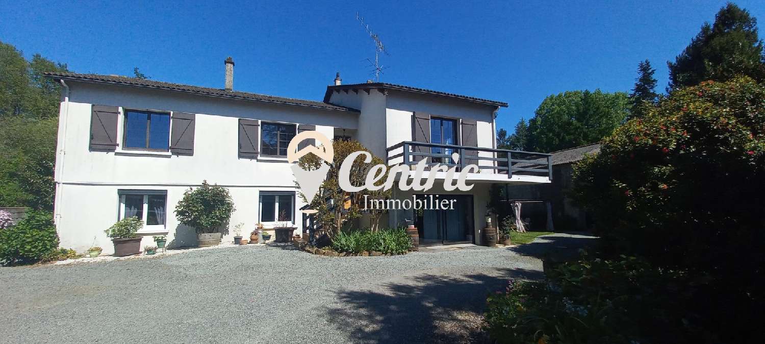  te koop huis Cerizay Deux-Sèvres 2