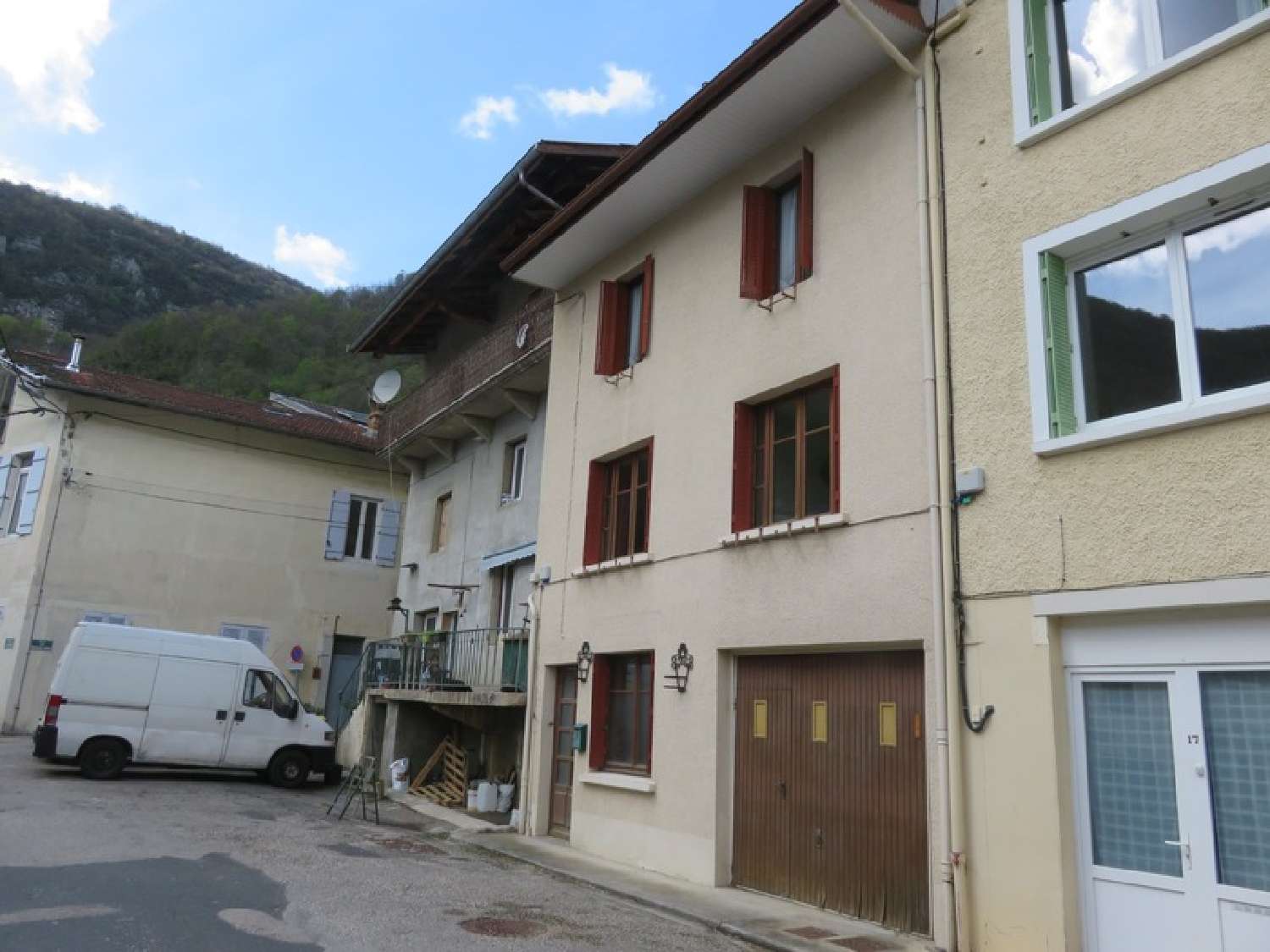  à vendre maison Chaley Ain 3