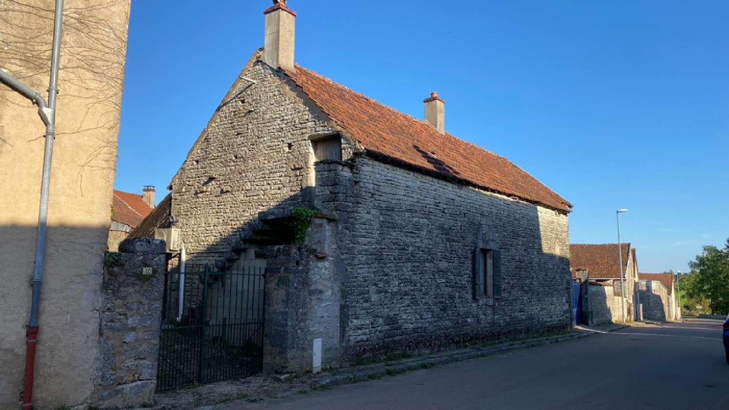  te koop huis Châtel-Gérard Yonne 3