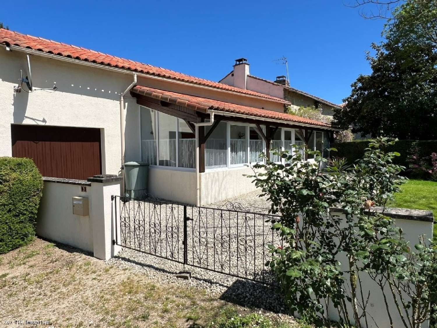  à vendre maison Chef-Boutonne Deux-Sèvres 2