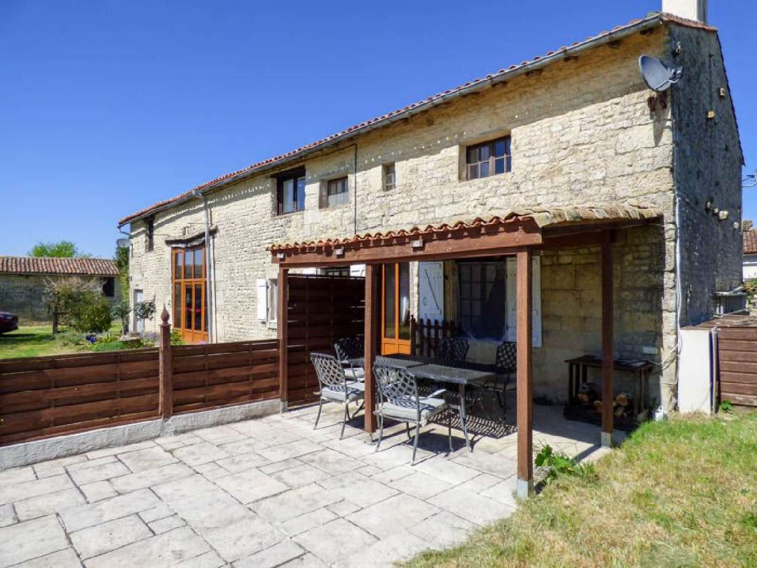  te koop huis Chef-Boutonne Deux-Sèvres 2