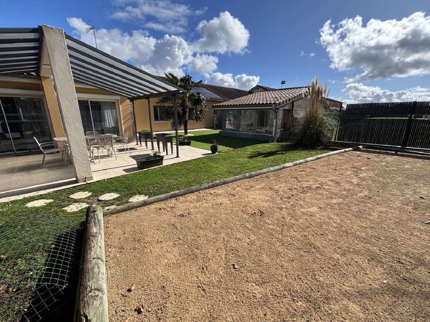  te koop huis Chevroux Ain 1