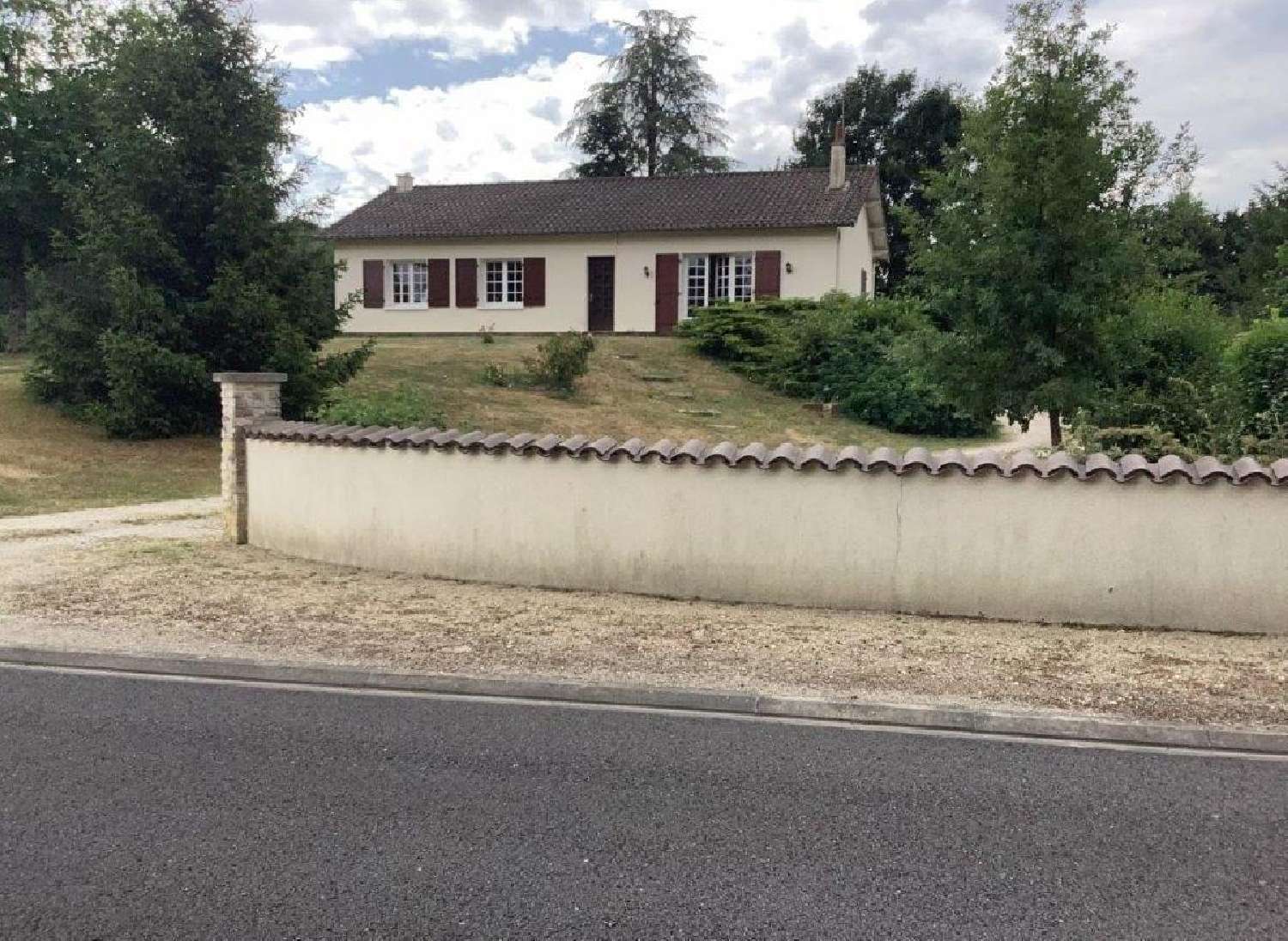  à vendre maison Civray Vienne 2