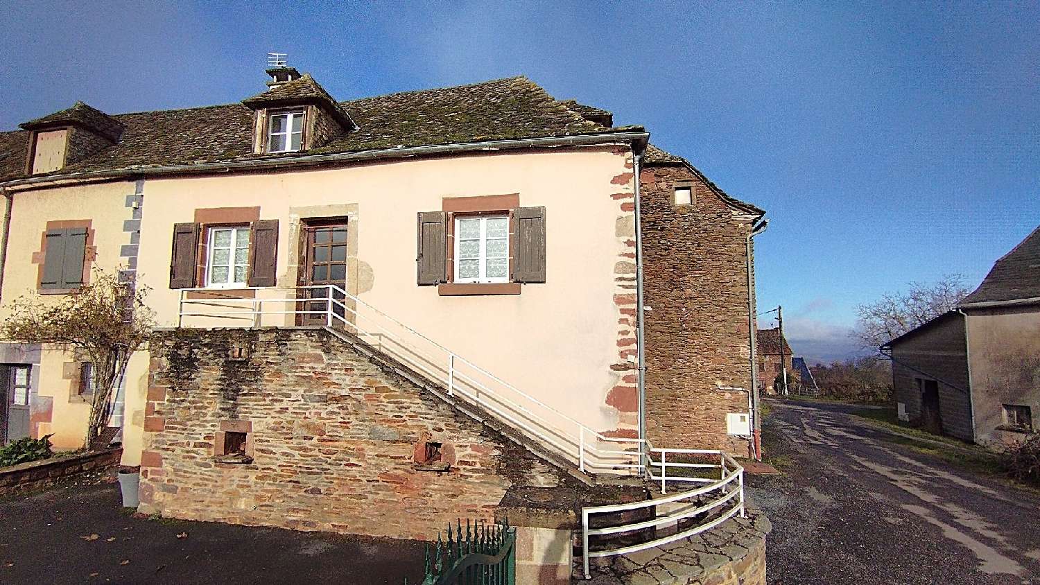  for sale house Clairvaux-d'Aveyron Aveyron 1