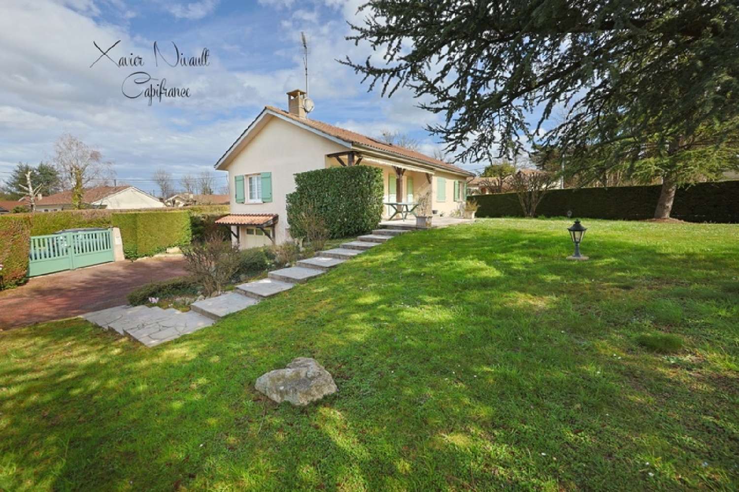  en venta casa Cormoranche-sur-Saône Ain 1