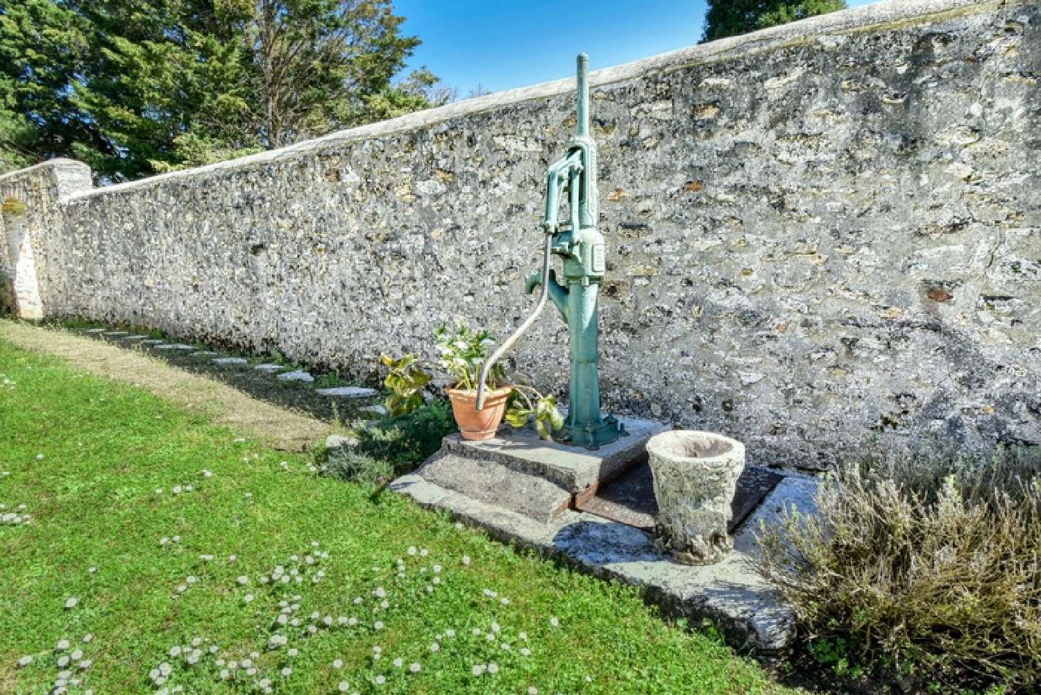  for sale house Courçay Indre-et-Loire 3