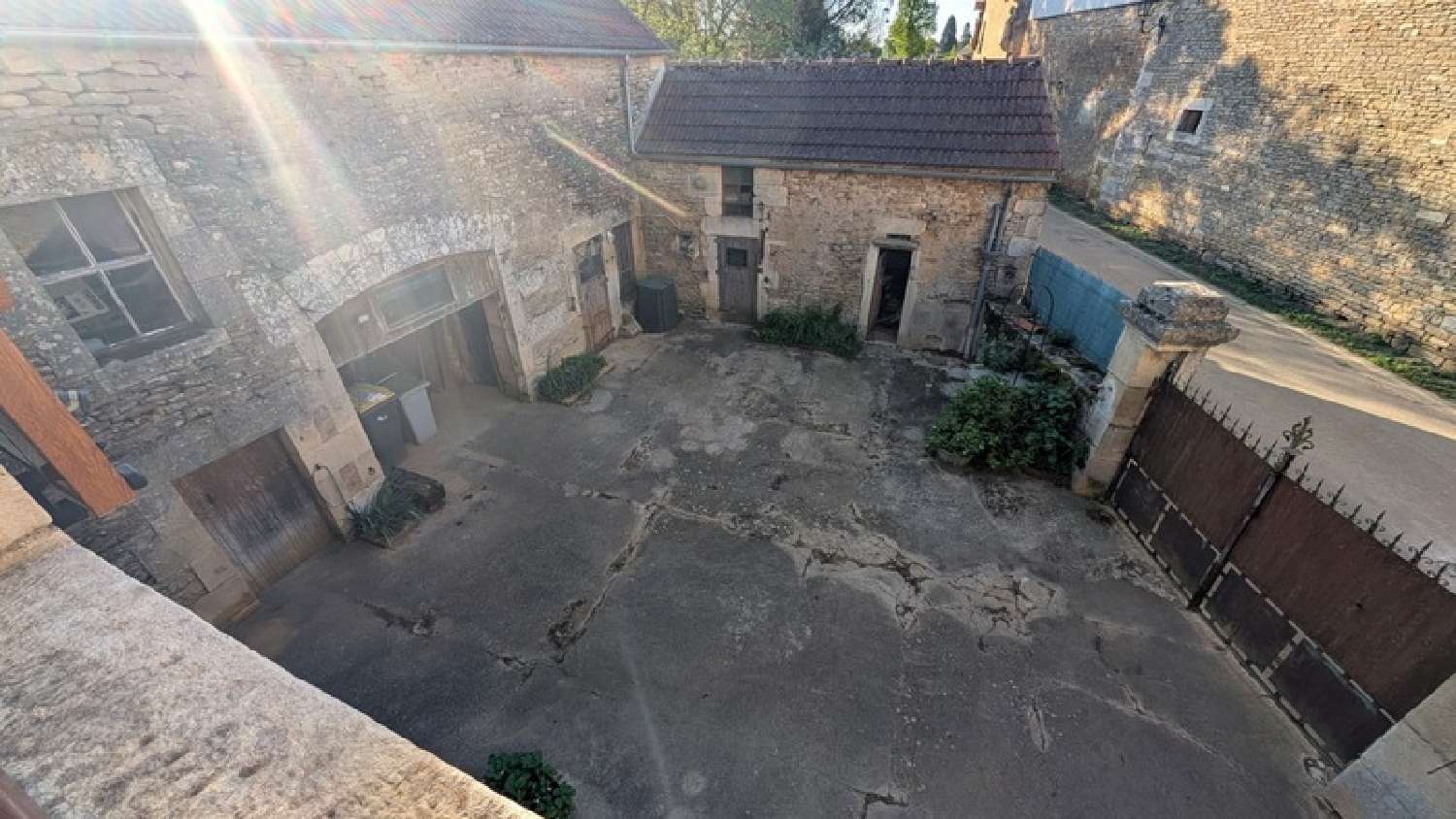 for sale house Coutarnoux Yonne 2
