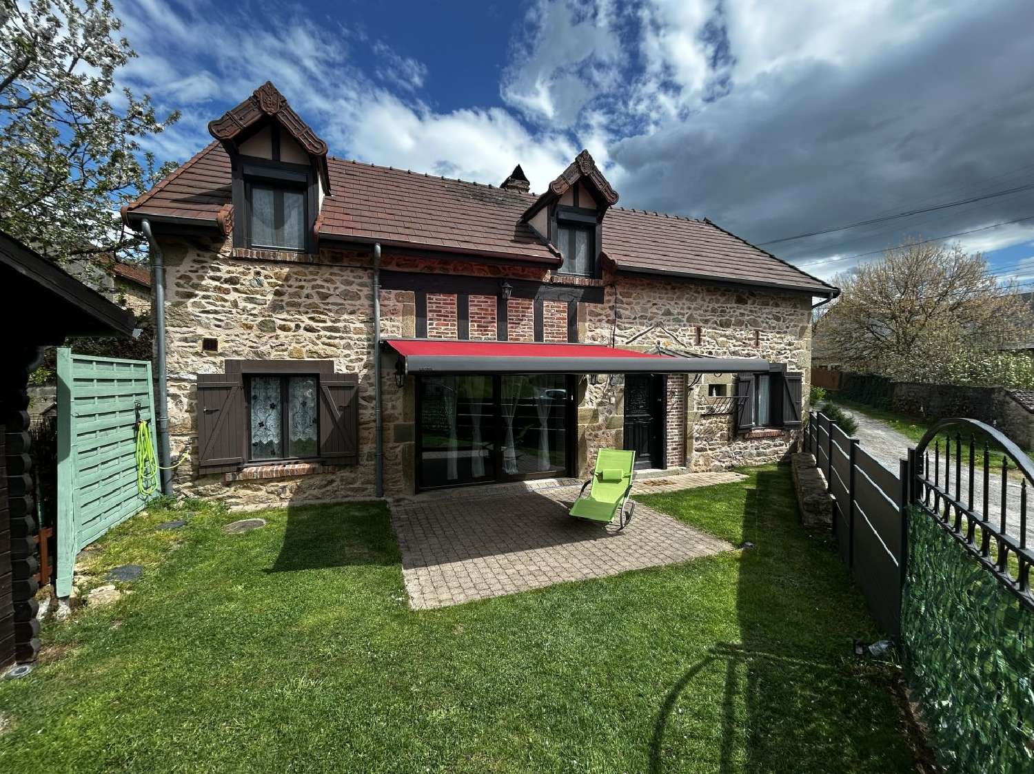  en venta casa Cussy-en-Morvan Saône-et-Loire 1