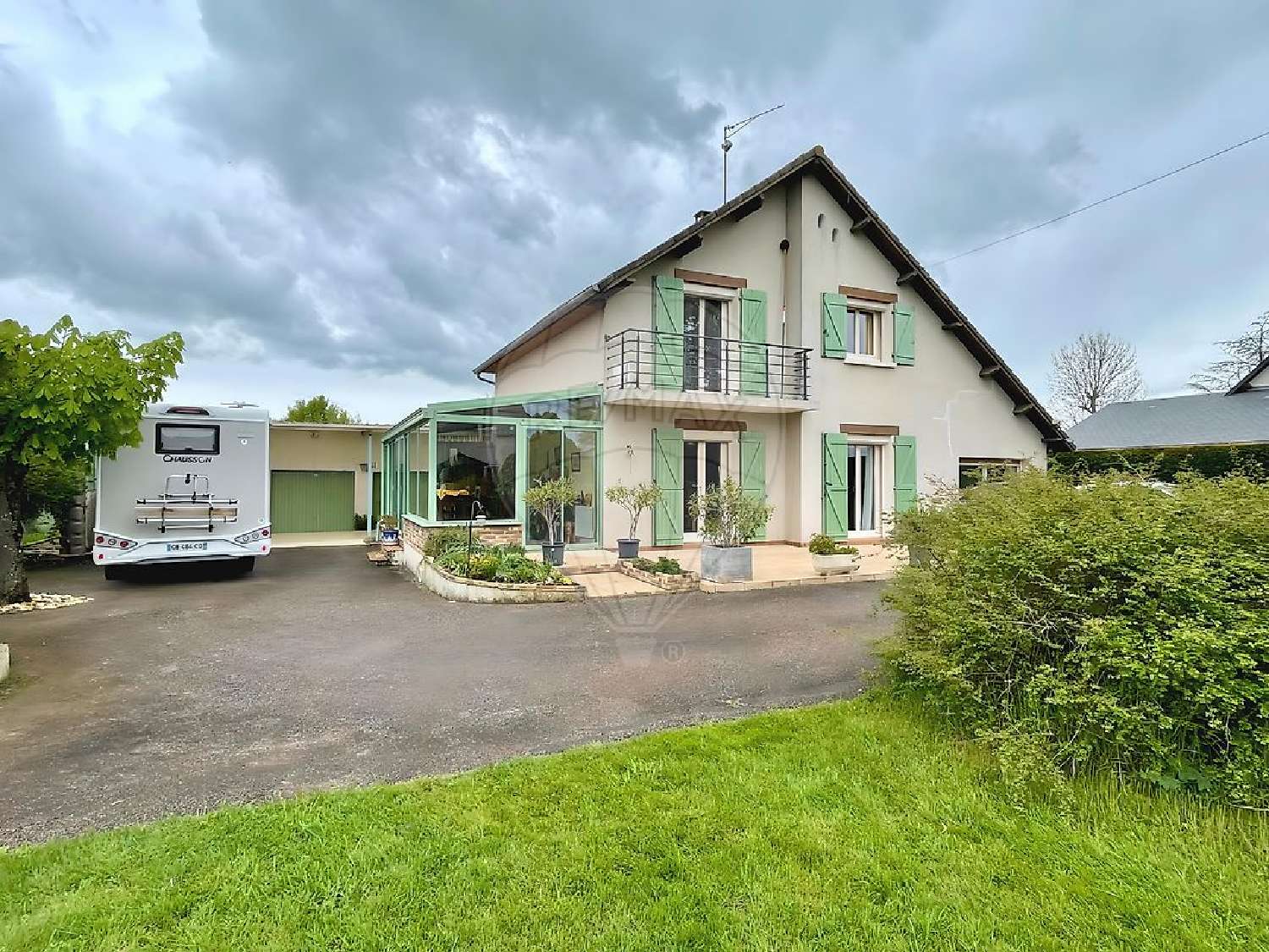  for sale house Devay Nièvre 1