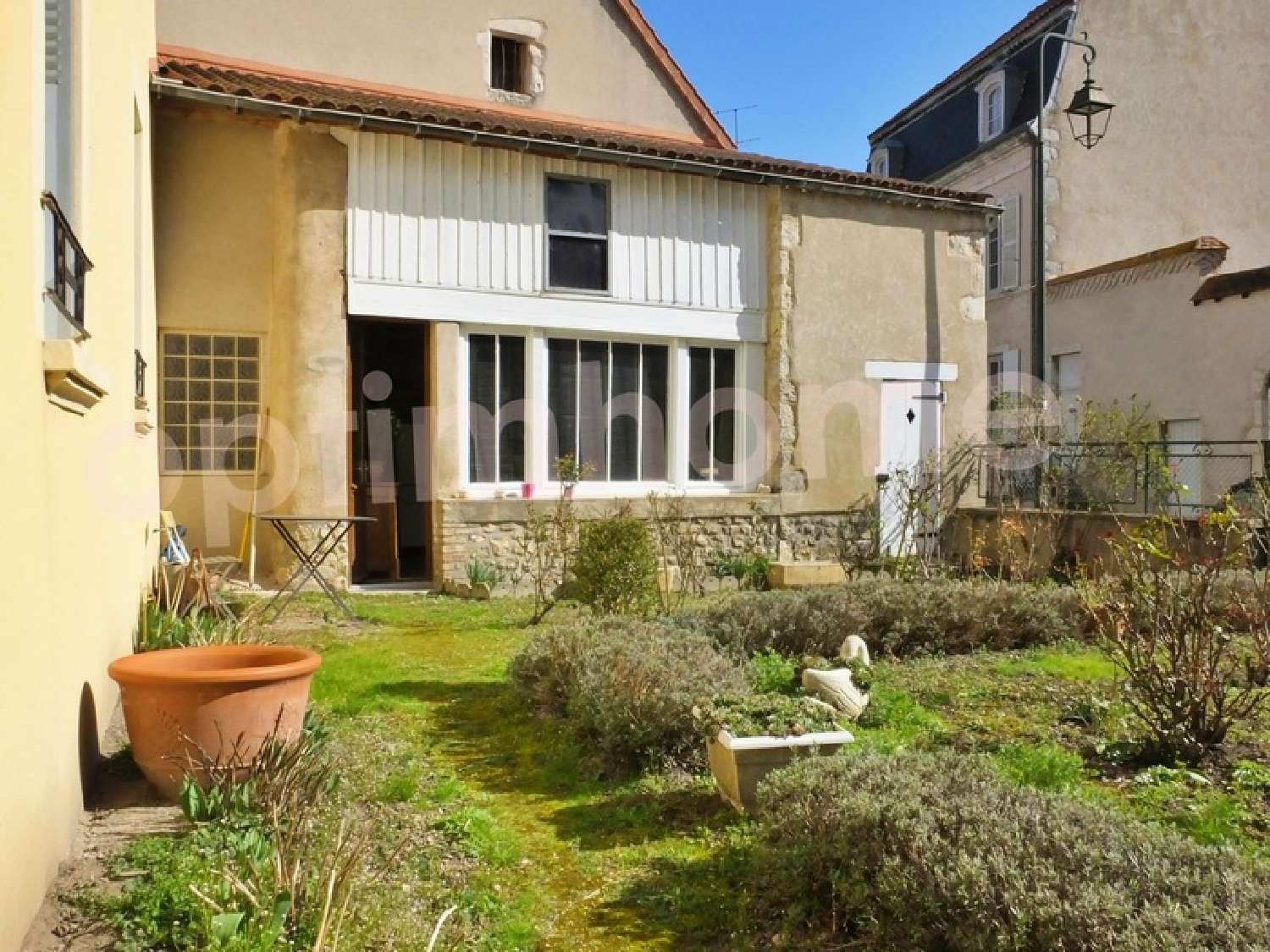  for sale house Ébreuil Allier 2