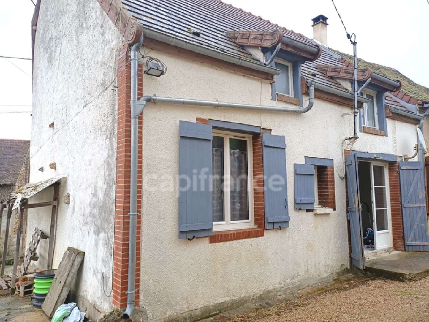 te koop huis Étigny Yonne 2
