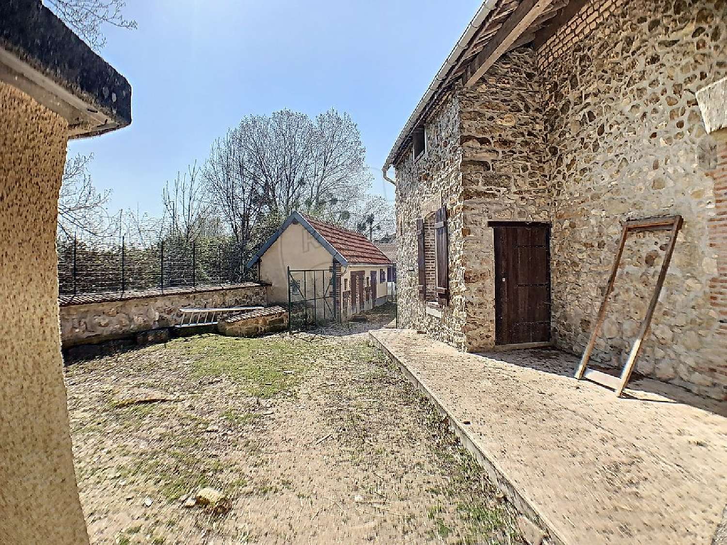  te koop huis Gélannes Aube 2