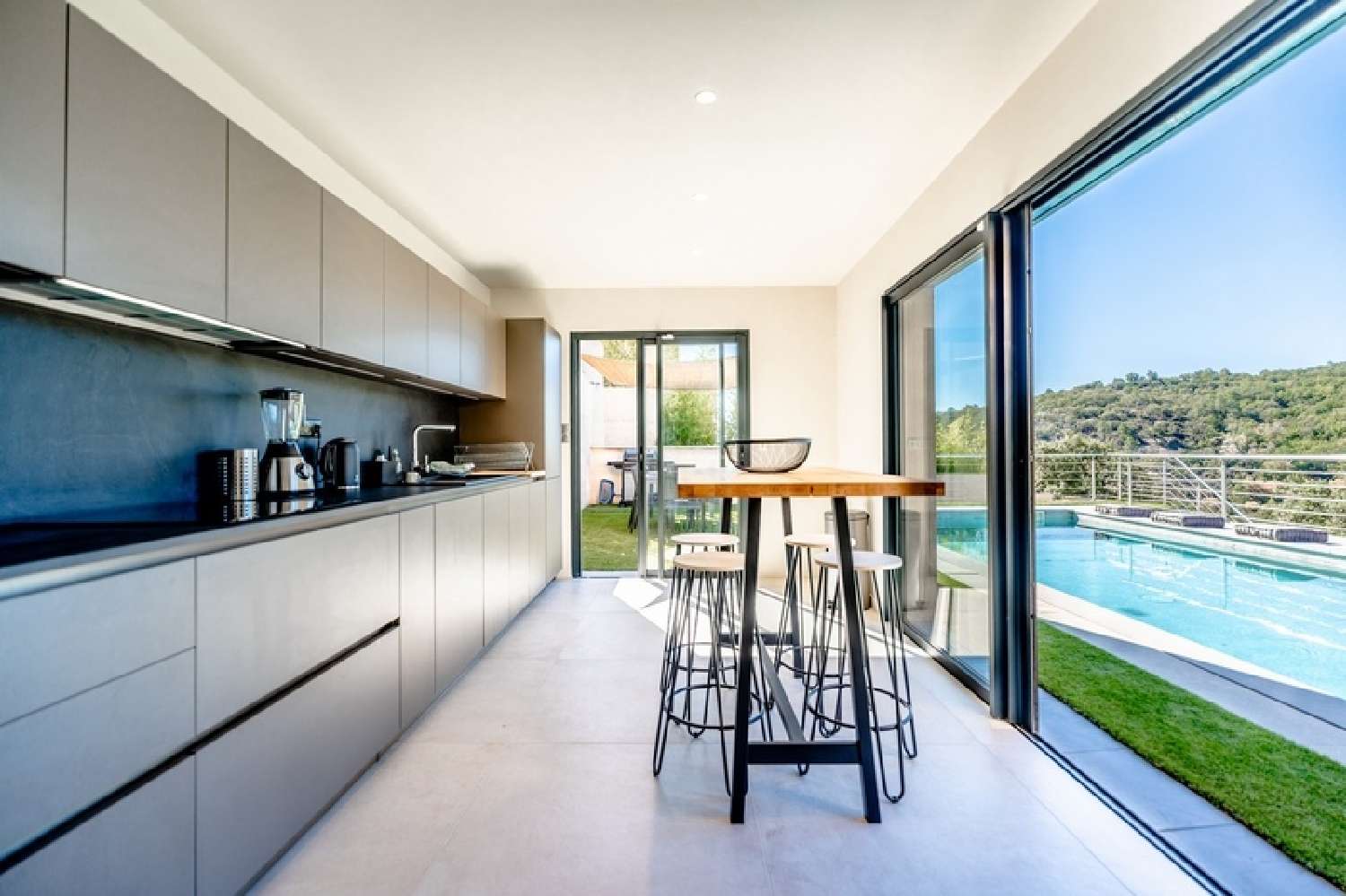  for sale house Grimaud Var 4