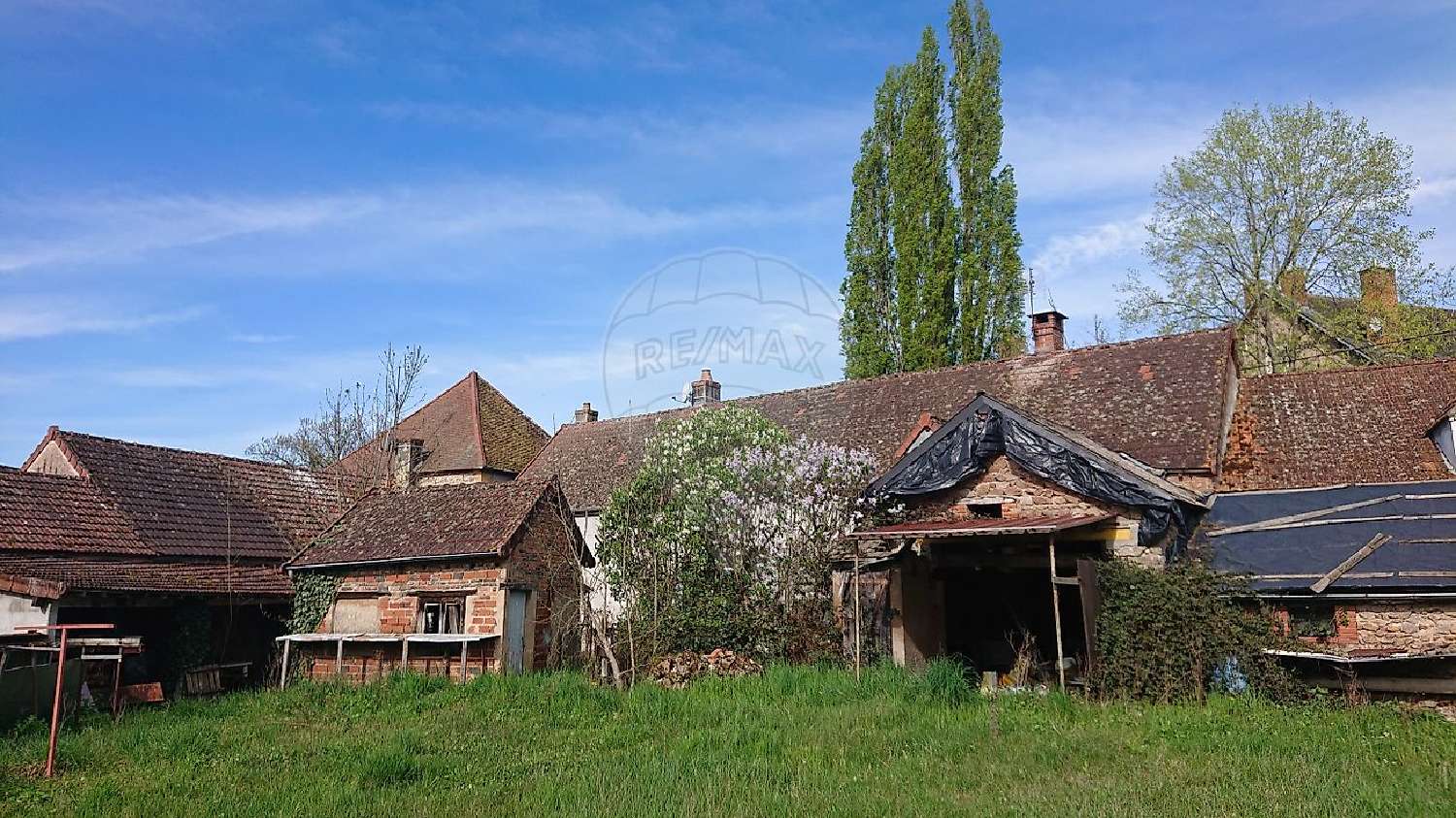  à vendre maison Issy-l'Évêque Saône-et-Loire 2