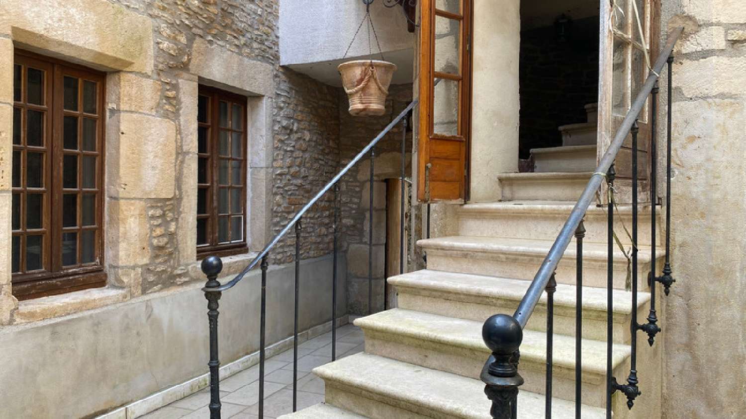  for sale house L'Isle-sur-Serein Yonne 2
