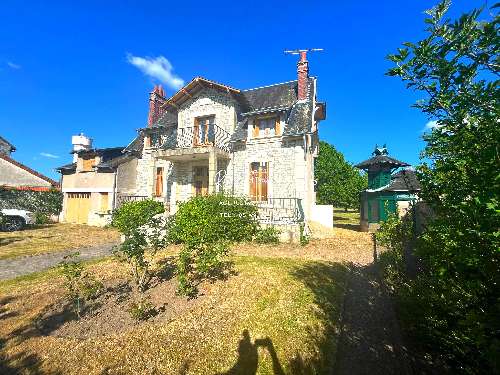 La Celle-Saint-Avant Indre-et-Loire huis foto 7060207