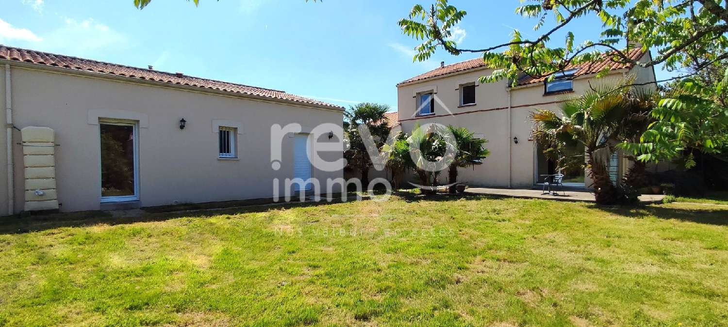  te koop huis La Chevrolière Loire-Atlantique 1