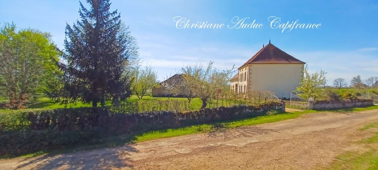  te koop huis La Clayette Saône-et-Loire 2