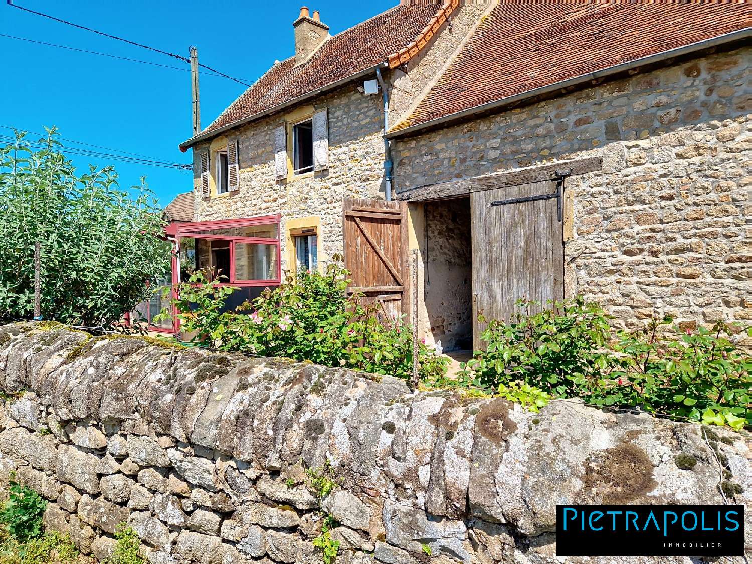  en venta casa La Clayette Saône-et-Loire 2