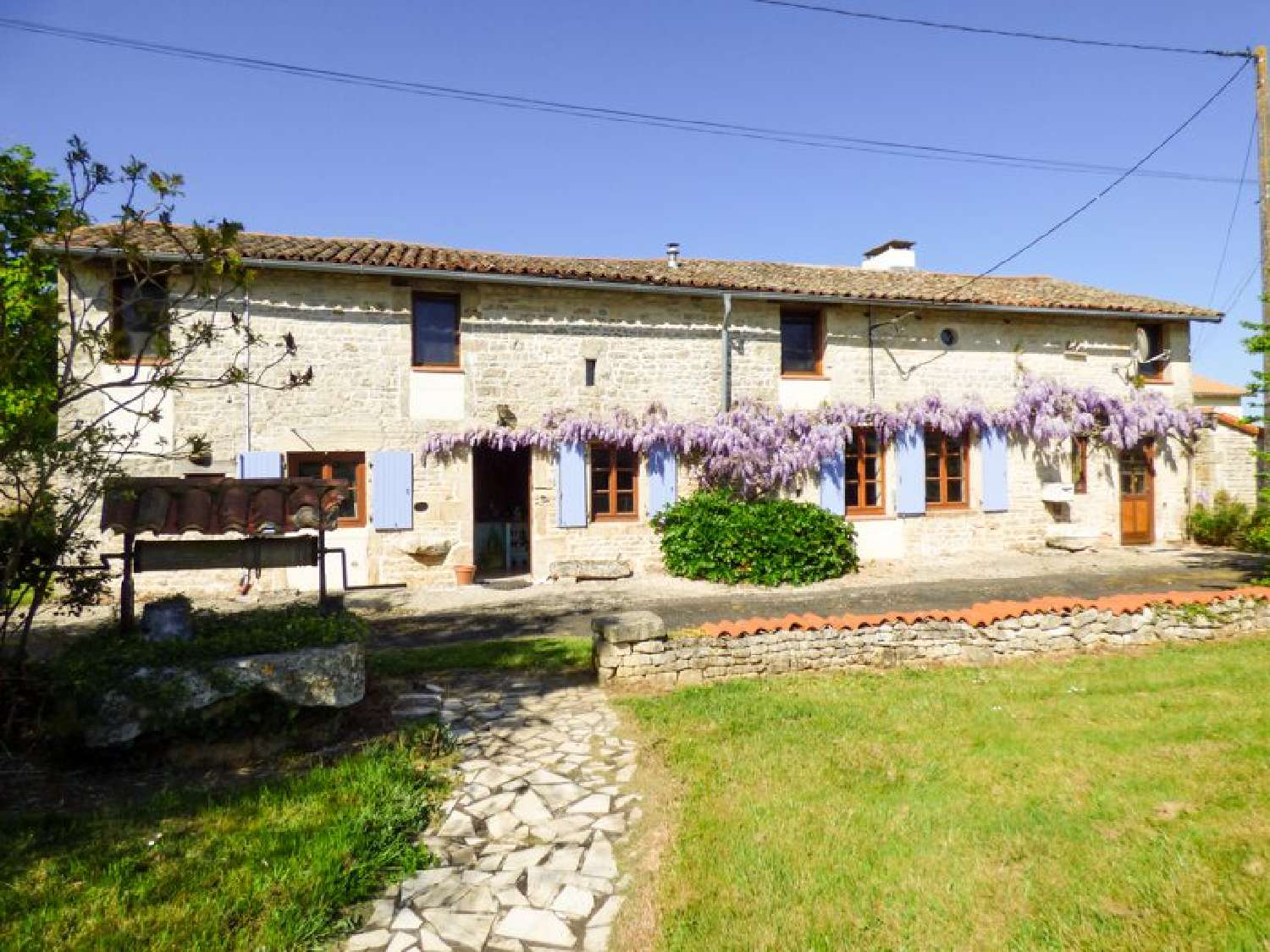  te koop huis La Forêt-de-Tessé Charente 1
