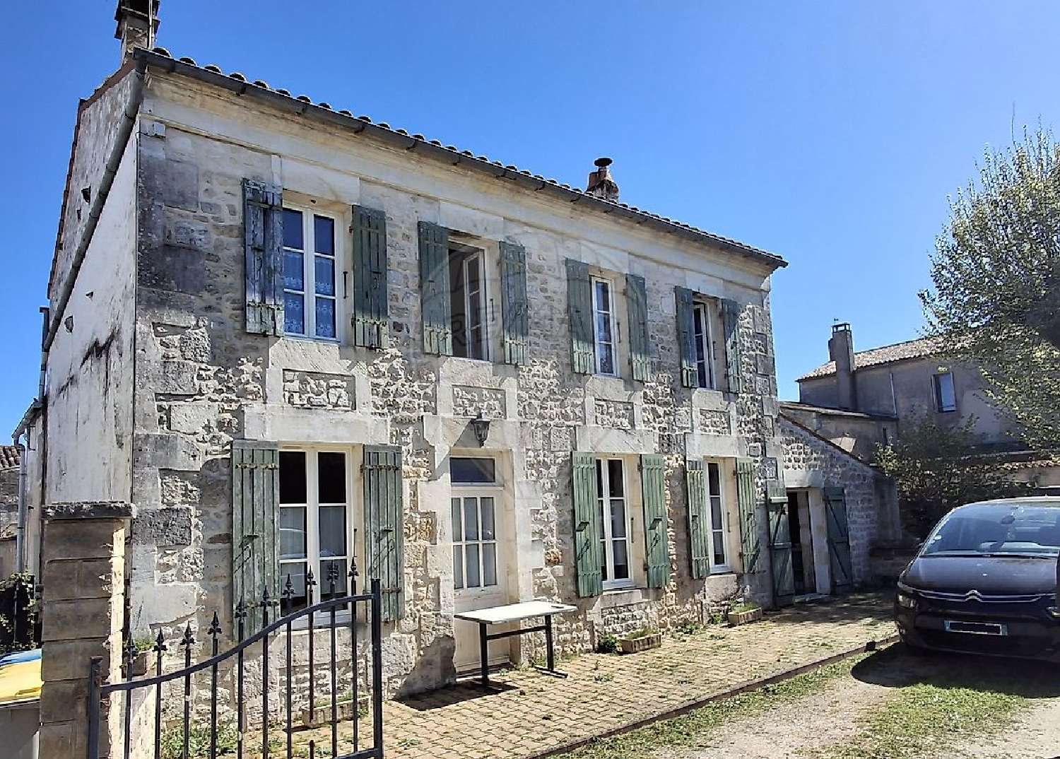  te koop huis La-Gripperie-Saint-Symphorien Charente-Maritime 8