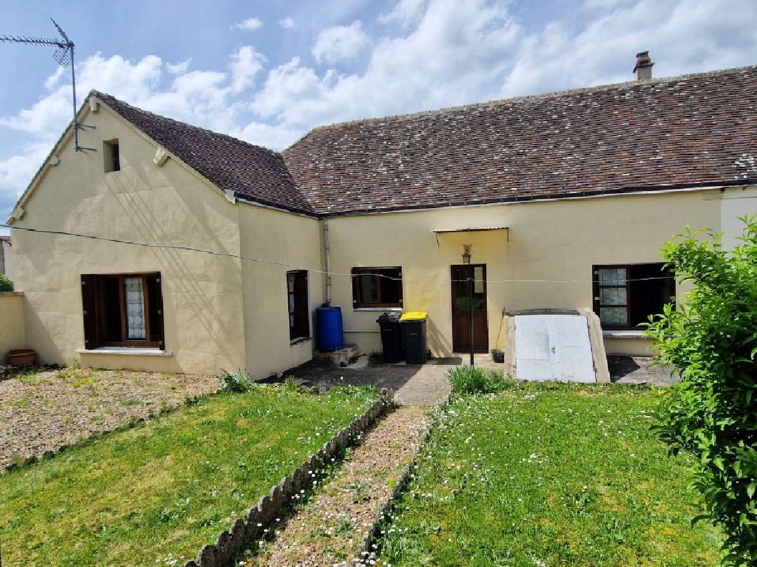  à vendre maison La Loupe Eure-et-Loir 1