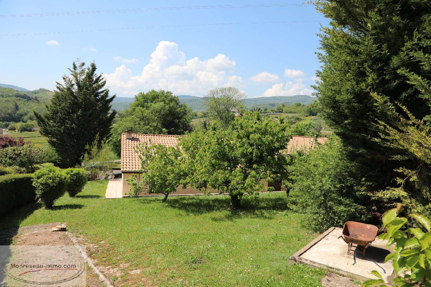  à vendre maison La Roche-Vineuse Saône-et-Loire 6