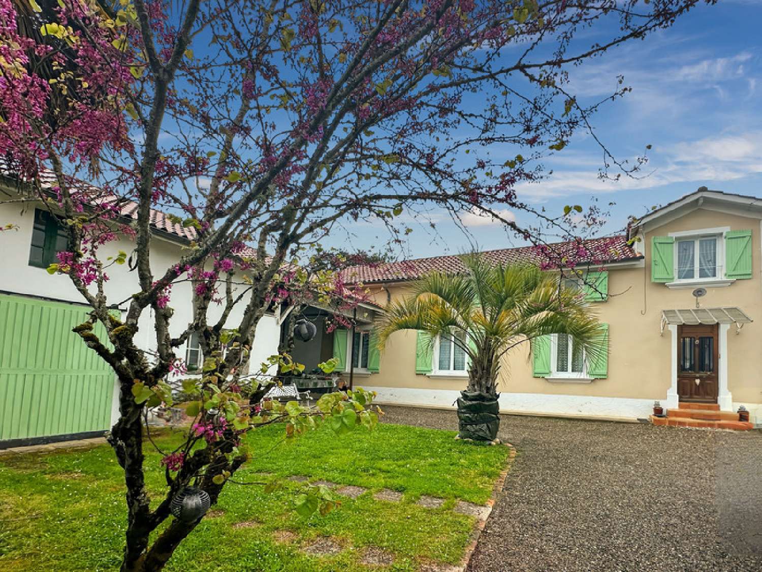  te koop huis Ladevèze-Rivière Gers 1