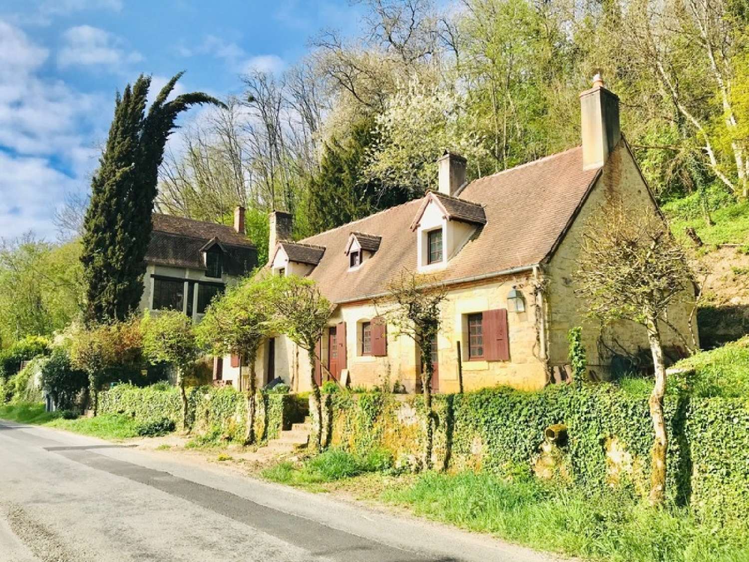  te koop huis Le Chautay Cher 2