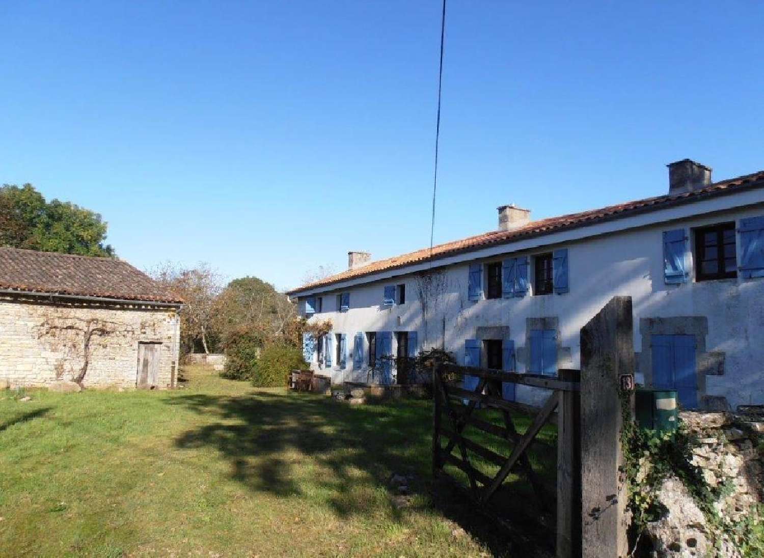 en venta casa Lezay Deux-Sèvres 2