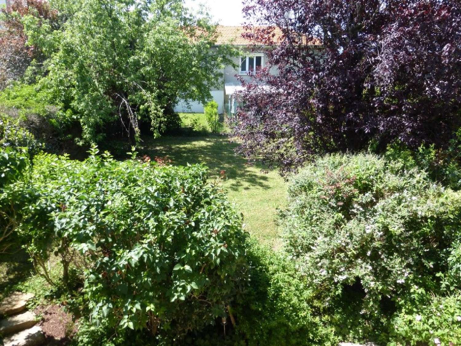  te koop huis Limas Rhône 1