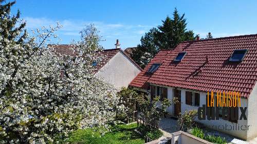 Longvic Côte-d'Or casa foto 7069471