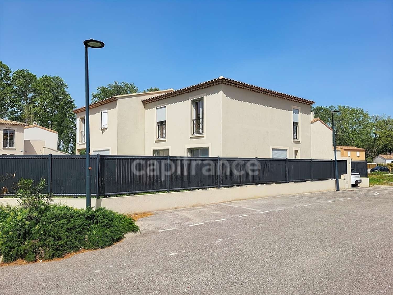  te koop huis Mallemort Bouches-du-Rhône 2