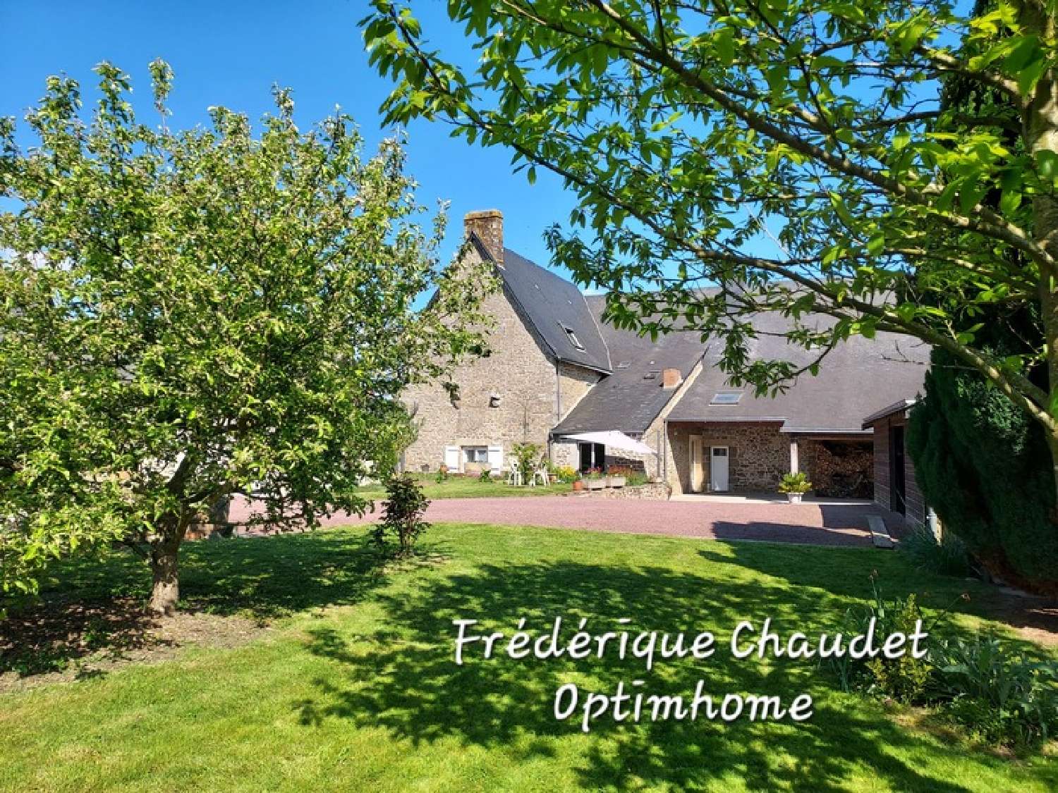  te koop huis Marcillé-la-Ville Mayenne 2