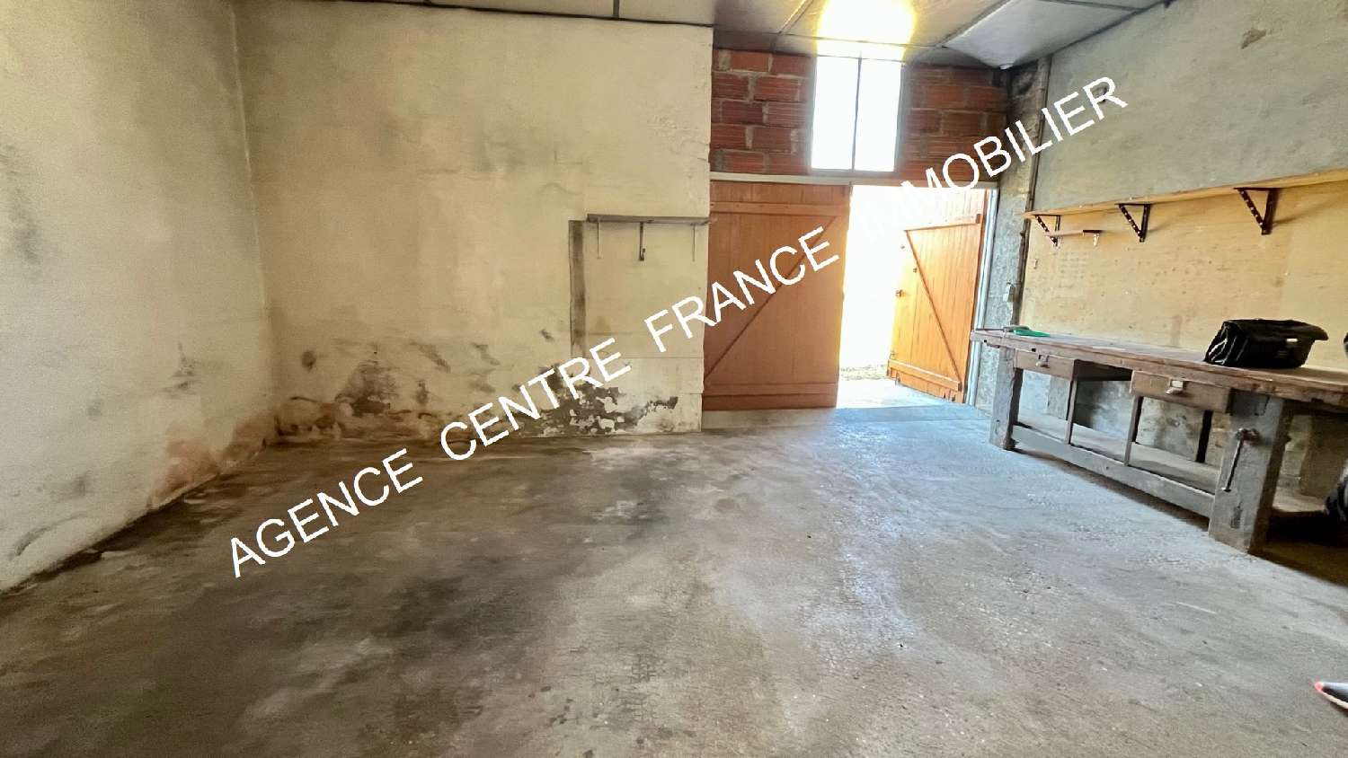  à vendre maison Mehun-sur-Yèvre Cher 2