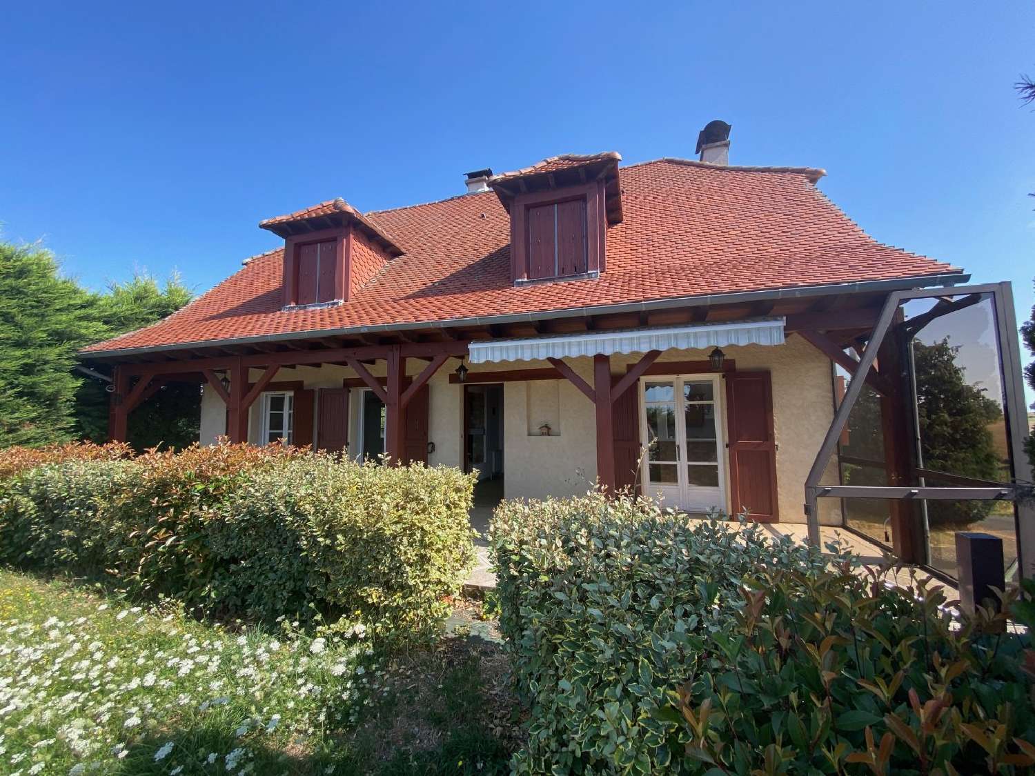  en venta casa Mourjou Cantal 1